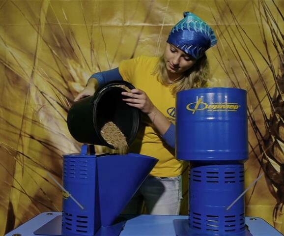 Młynek, Śrutownik, Rozdrabniacz do zboża 400kg/h 25L 220V