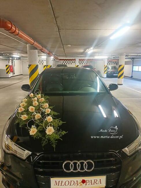 Dekoracje ślubne kościoła MARTADECOR