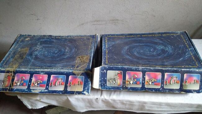 Bateria pod prysznic i kran do umywalki