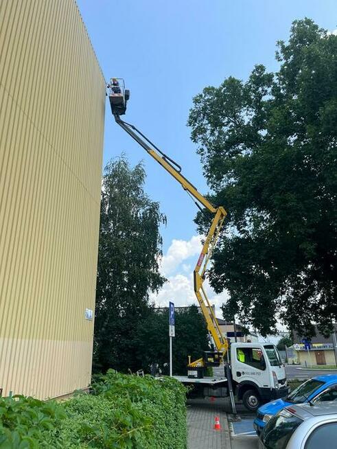 Zwyżka podnośnik koszowy podest 20m 25m wynajem usługi LEMON