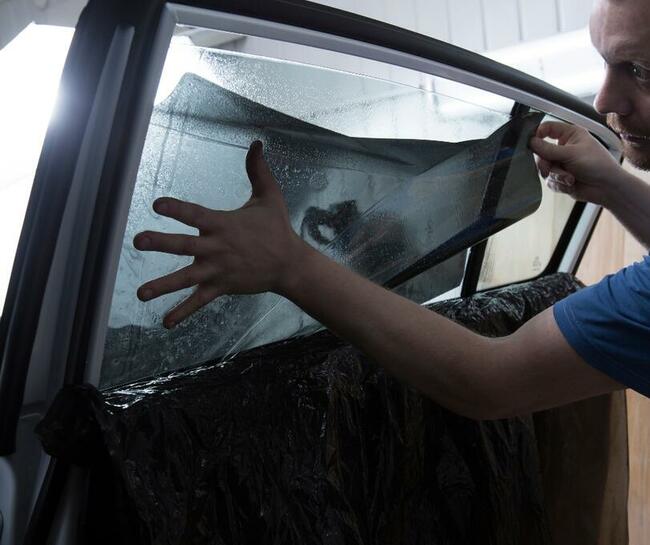 PRZYCIEMNANIE SZYB SAMOCHODOWYCH - Studio Reklamy Max4Media