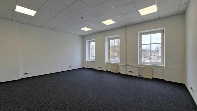 Lokale biurowo-użytkowe, Łódź, Górna, Suwalska 16