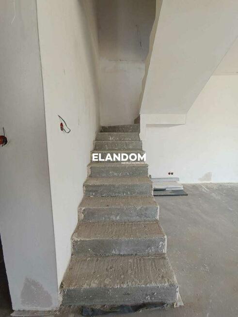 Funkcjonalny bliźniak, Pogorzel Warszawska