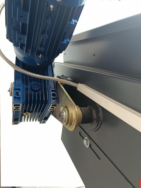 MŁYN RĘBAK ROZDRABNIACZ DO PLASTIKU, RYNIEN, RUR, PCV