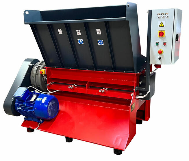 MŁYN RĘBAK ROZDRABNIACZ DO PLASTIKU, RYNIEN, RUR, PCV