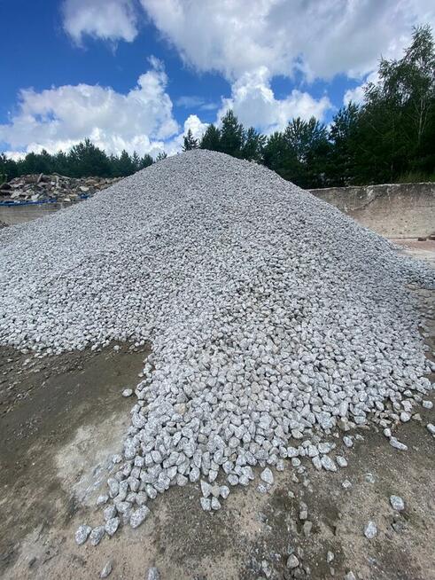 Grys granitowy jasno szary, dalmatynczyk . Frakcja 16/22mm