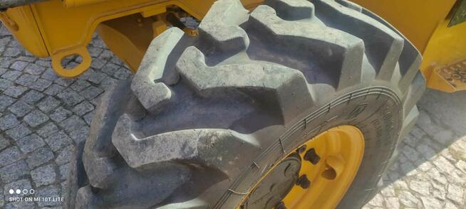 koparko-ładowarka komatsu wb97