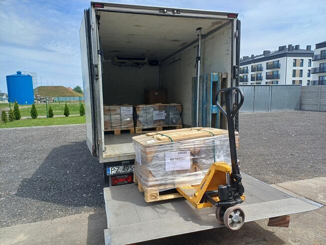 Przewóz towarów, palet i maszyn - Bus z windą Buk i okolice