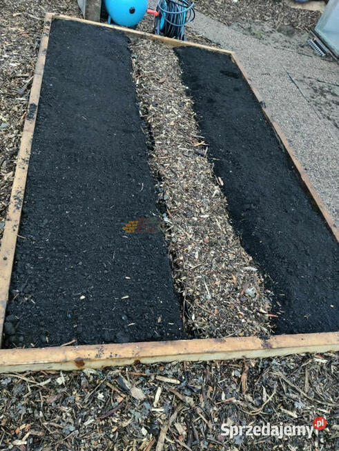 Ziemia kompostowa przesiana PH5,5 -6,5