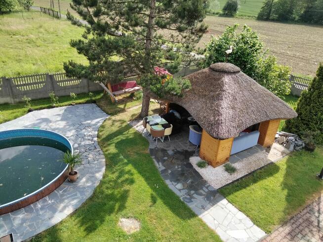 Altana ogrodowa z trzćiny