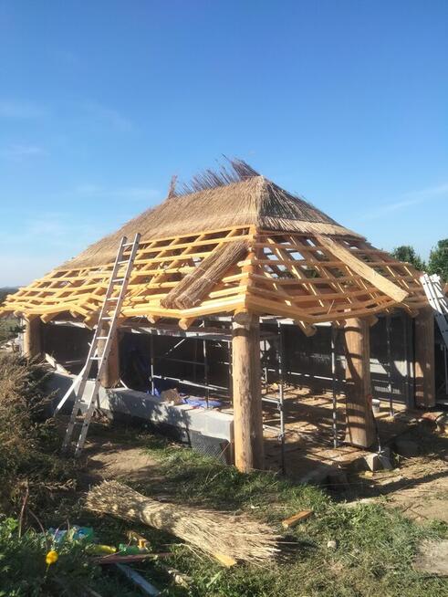 Altana ogrodowa z trzćiny