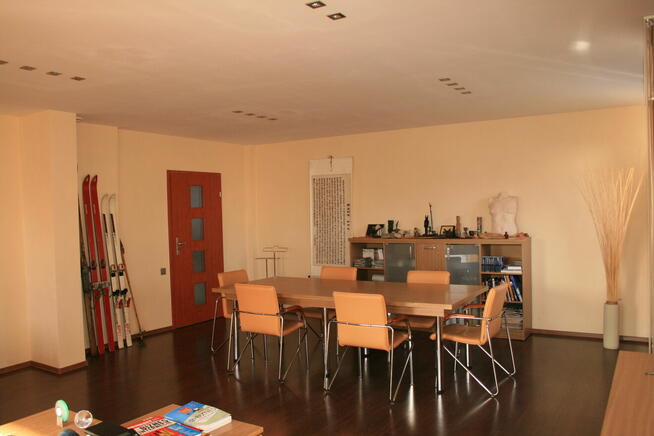 Lokal biurowy 48 mkw - parter