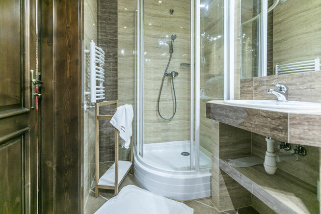 Ap. Bystra, Zakopane, widok na Tatry, wiosna Zakopane