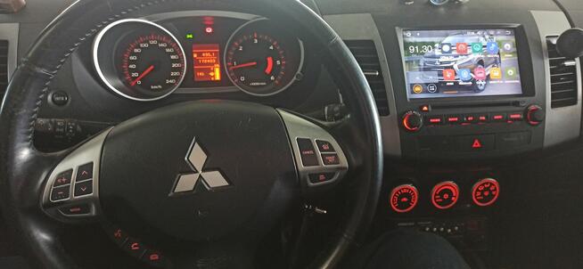 Mitshubishi Outlander