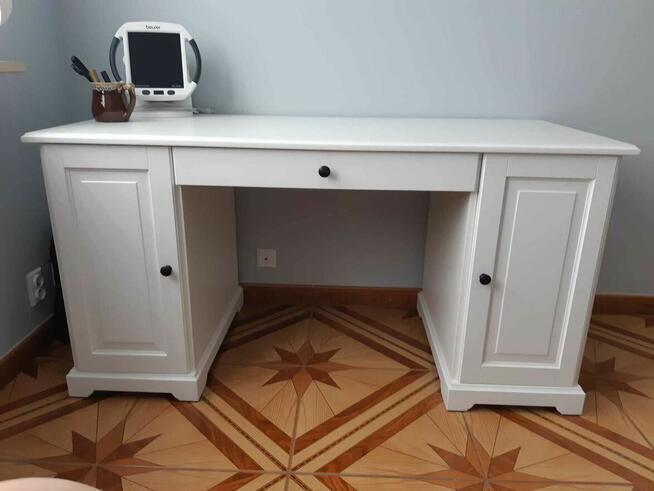 Biblioteczka, kredens, biurko ...