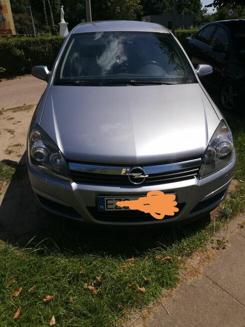 Sprzedam Astrę H 1.6 2004r 105km