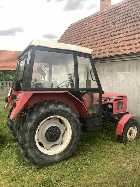 Zetor 7011 z 1983 roku stan idealny, dwuosobowa kabina.