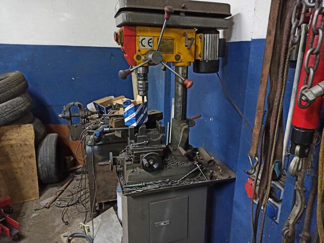 Sprzedam wyposarzenie warsztatu samochodowego