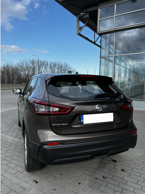 BEZWYPADKOWY ZDERZAK TYŁ NISSAN QASHQAI 2020 ideał na montaż