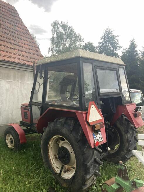 Zetor 7011 z 1983 roku stan idealny, dwuosobowa kabina.