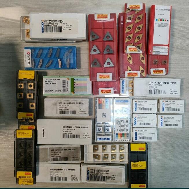 Skup płytek skrawajacych frezów weglikowych