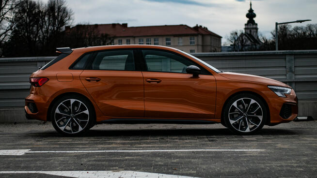 Wynajem Nowe Piękne Audi S3