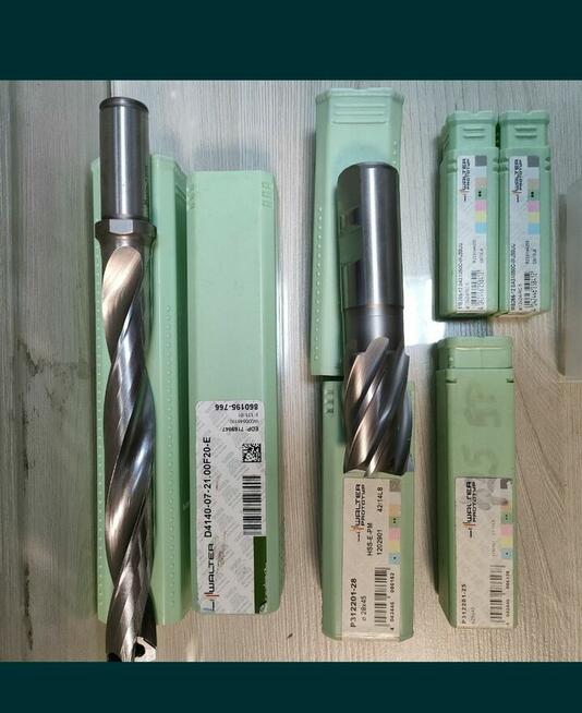 Skup płytek skrawajacych frezów weglikowych