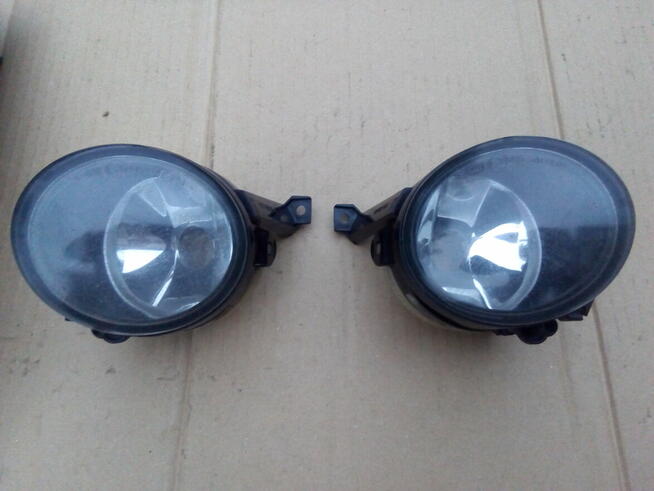 Halogen lewy prawy VW Golf V Plus Eos Touran I Tiguan I