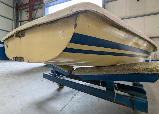 Klasyczny kadłub żaglówki Laser 4,2x1,4, używany, Straszyn