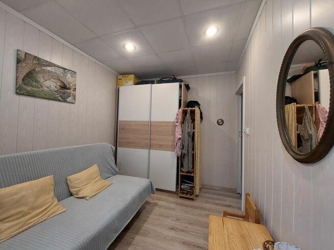 Lokal letniskowy w Skrzynkach (gm. Baruchowo) sprzedam.