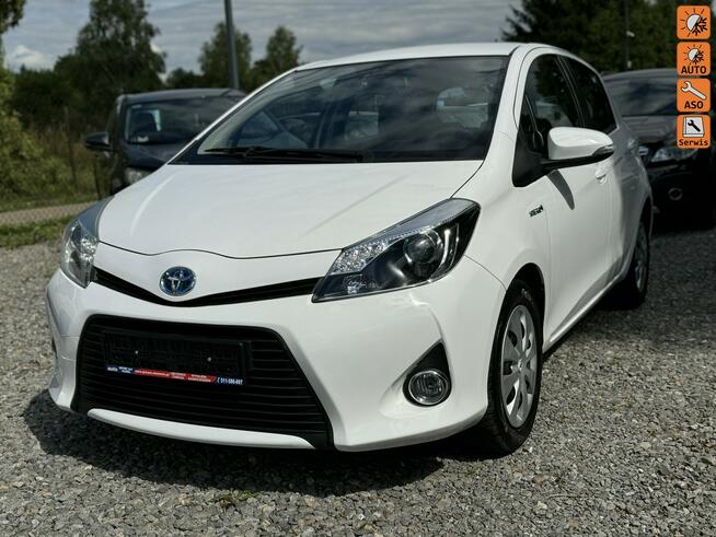 Toyota Yaris 1,5 hybryda klimatyzacja automat