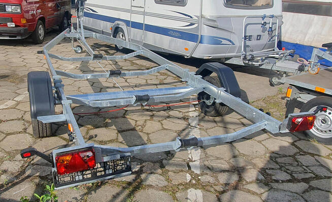 ŁÓDZ MOTOROWA 530 OPEN SILNIK HONDA 50km przyczepa DMC1150kg