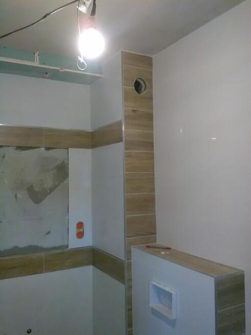 Usługi glazurnicze.