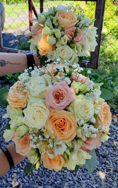 Flora Retro - dekoracje, florystyka, wypożyczalnia