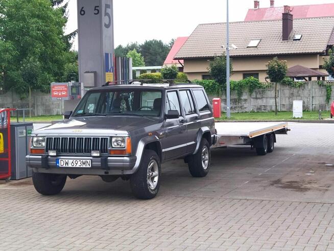 TRANSPORT ŁODZI MOTOROWYCH I JACHTÓW - holowanie przyczep ca