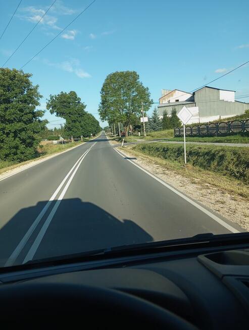 Sprzedam działkę zabudowaną.