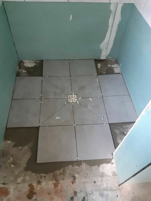 Usługi glazurnicze.