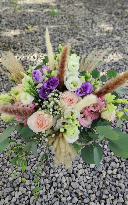 Flora Retro - dekoracje, florystyka, wypożyczalnia