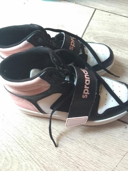 Buty sportowe dziecięce