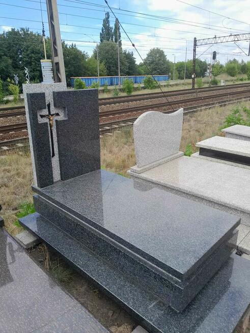 NAGROBKI , RENOWACJE NAGROBKÓW