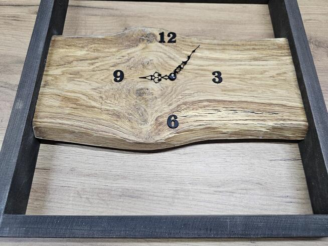 Zegar dębowy