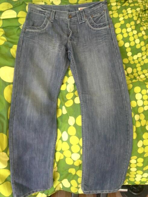 Spodnie Jeans premium dureath bardzo mile w dotyku