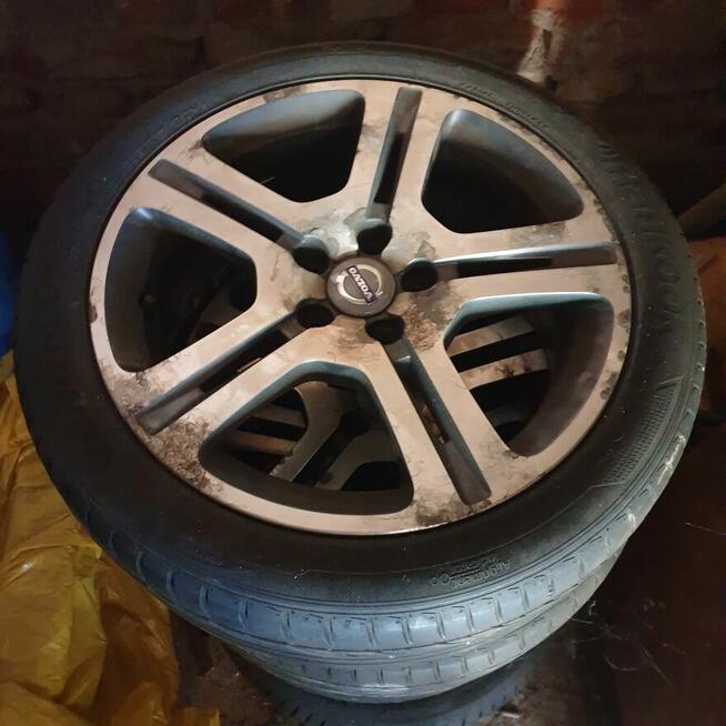 Sprzedam felgi aluminiowe z oponami