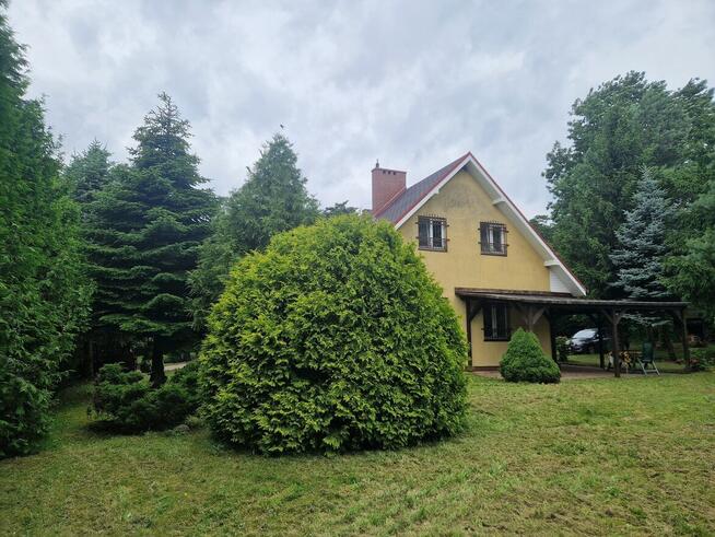 Wisełka. Dom nad morzem, na skraju Wolińskiego Parku Narod.