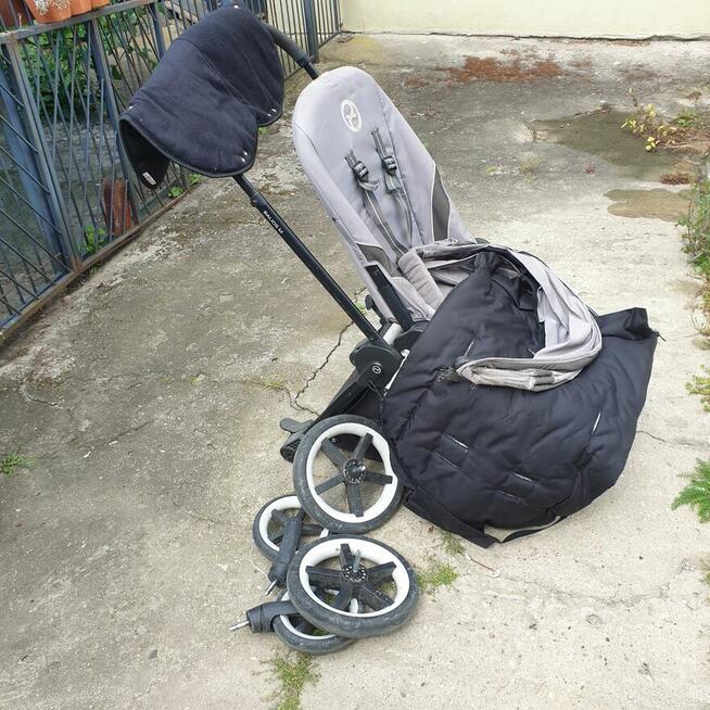 Sprzedam wózek spacerowke