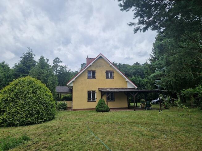 Wisełka. Dom nad morzem, na skraju Wolińskiego Parku Narod.