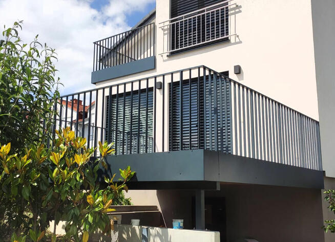 Balustrady, schody, zadaszenia ze stali nierdzewnej, szkło