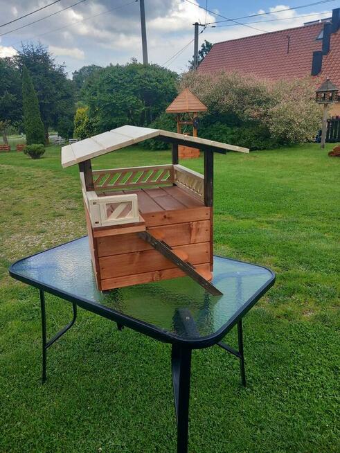 kojec dla kotka lub małego pieska