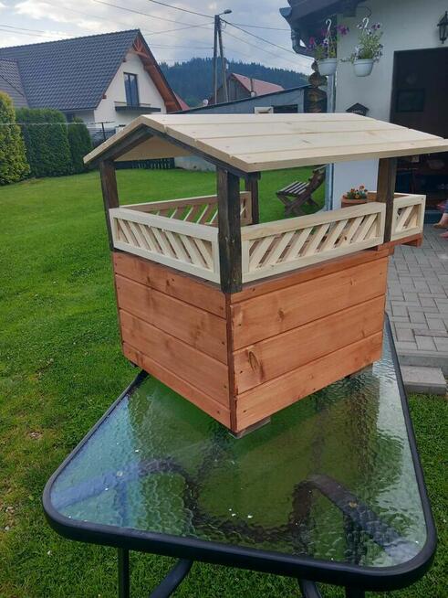 kojec dla kotka lub małego pieska