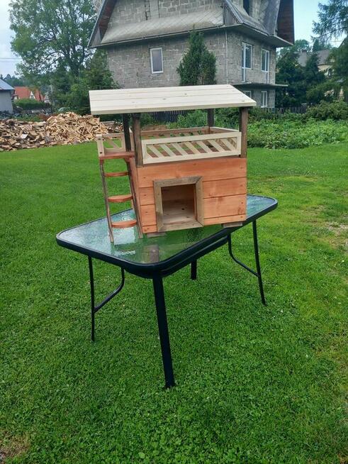 kojec dla kotka lub małego pieska